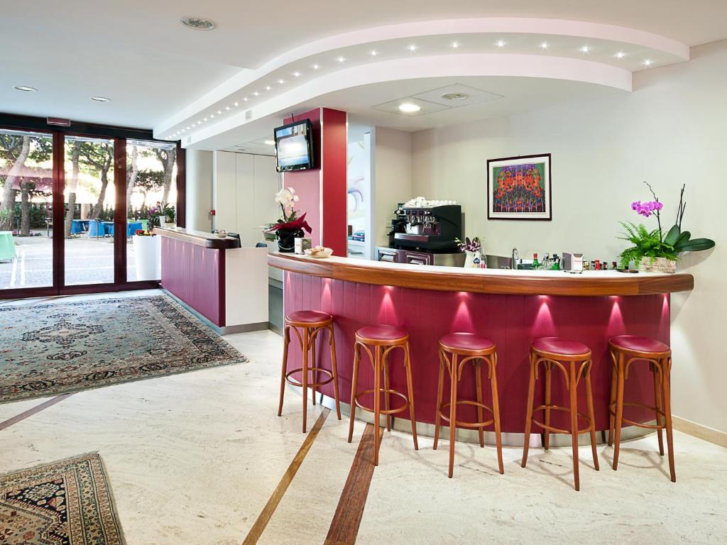 Hotel Sporting San Benedetto del Tronto Exterior foto